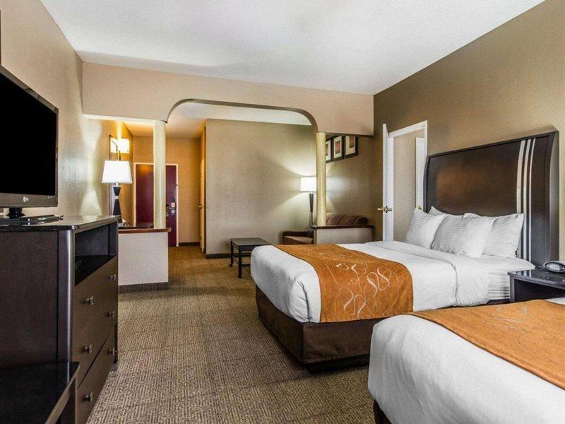 Comfort Suites Bakersfield Dış mekan fotoğraf