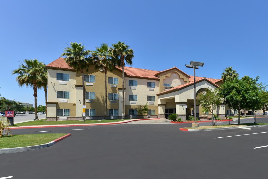 Comfort Suites Bakersfield Dış mekan fotoğraf