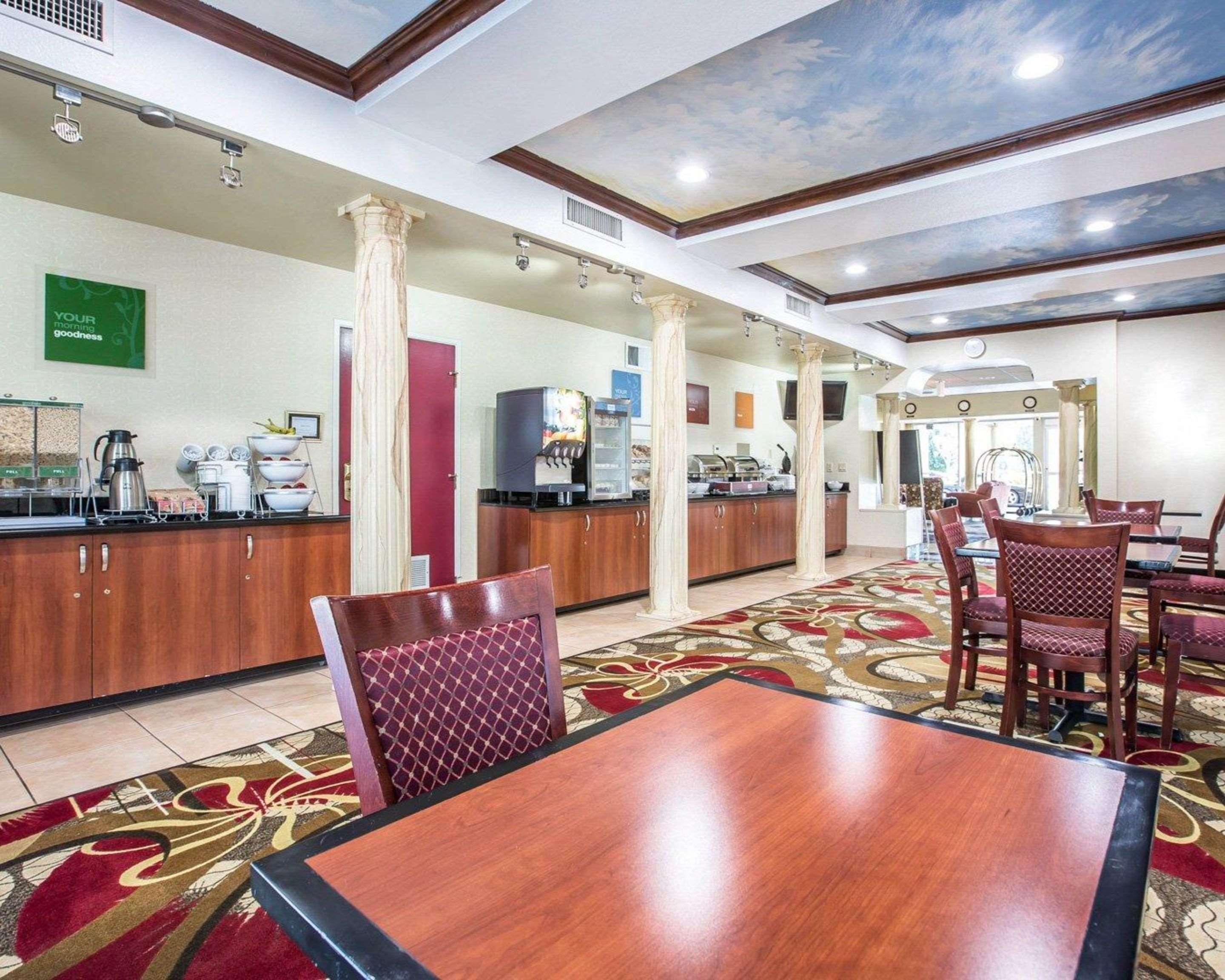 Comfort Suites Bakersfield Dış mekan fotoğraf