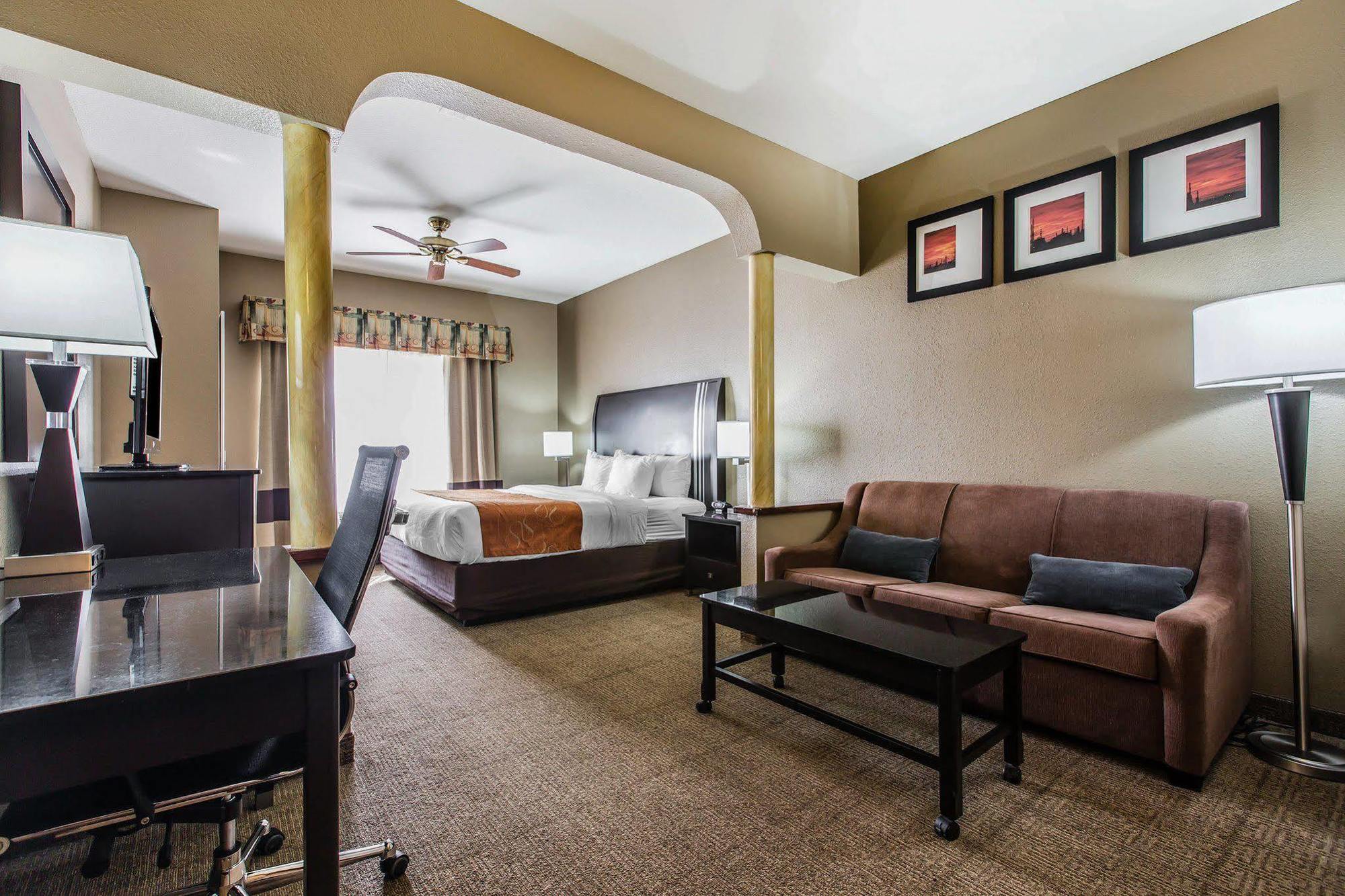 Comfort Suites Bakersfield Dış mekan fotoğraf